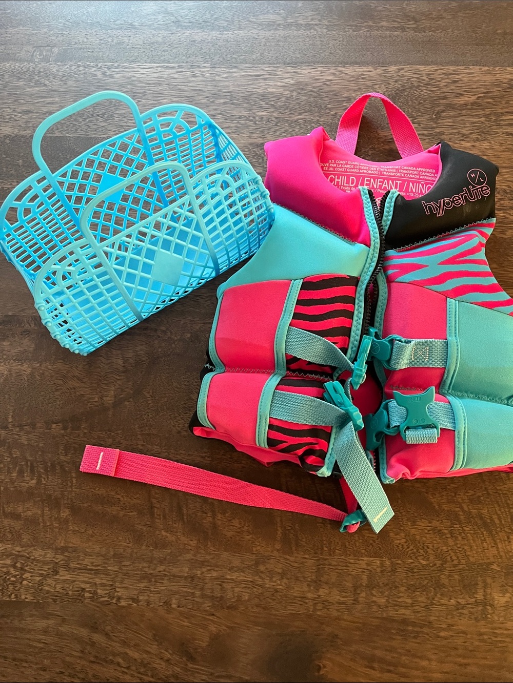 Hyperlite Child Life Vest and Pool Bag